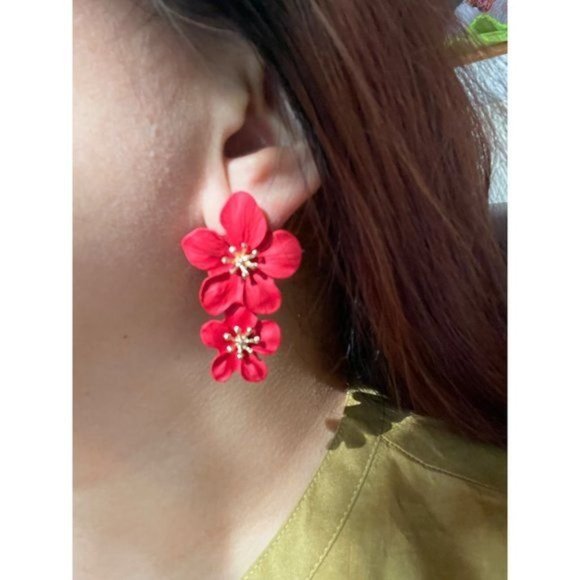 Boho Plumeria Flower Aloha Dangle Drop Statement Earrings Red II - Picture 2 of 12
